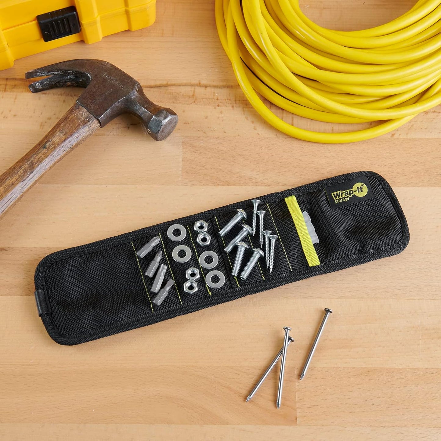Magsnap Magnetic Wristband – Heavy Duty Wrist Magnet Tool Holder for Screws, Nails and Small Tools – Adjustable Tool Belt Accessory